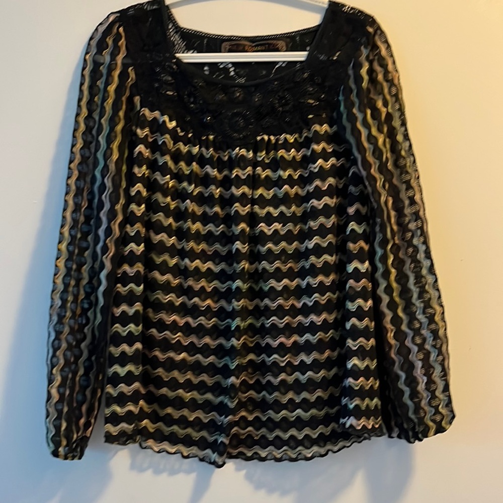 Free people semi sheer top with cute pattern and lace/beading detail